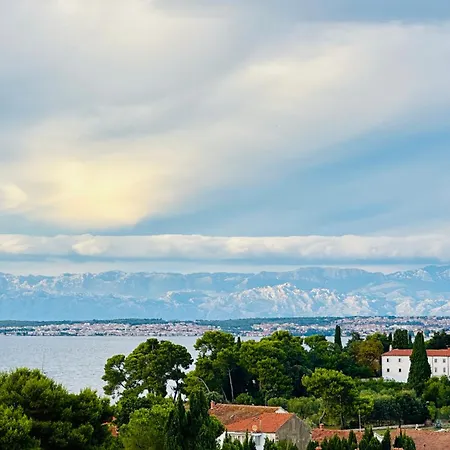 160 Sqm Sea View Apartmán Preko