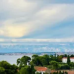 160 Sqm Sea View Apartment Preko