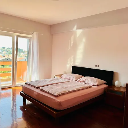 160 Sqm Sea View Apartment Preko