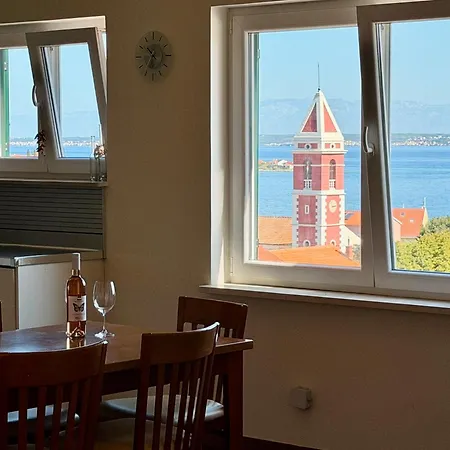 Apartment 160 Sqm Sea View *