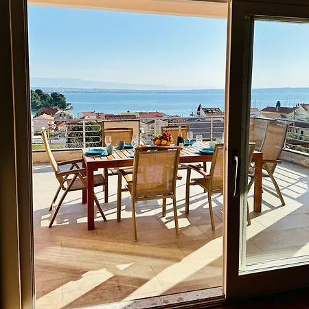 160 Sqm Sea View Apartman