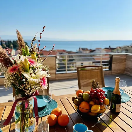 160 Sqm Sea View *