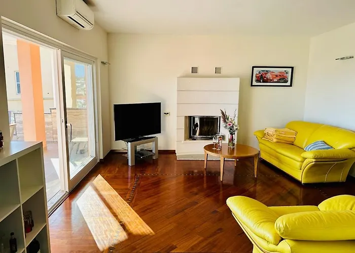 160 Sqm Sea View Lägenhet *